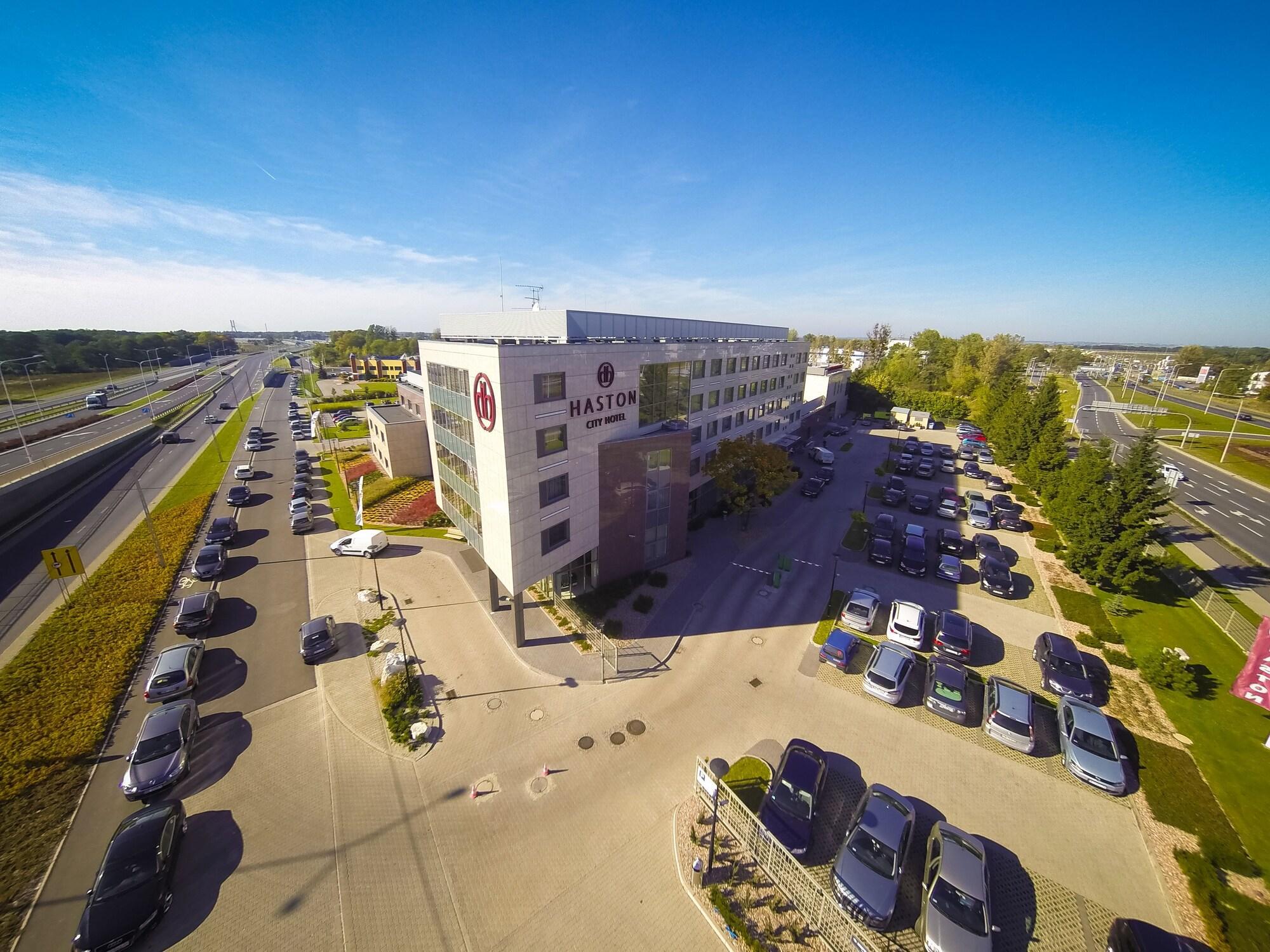 Haston City Hotel Βρότσλαβ Εξωτερικό φωτογραφία