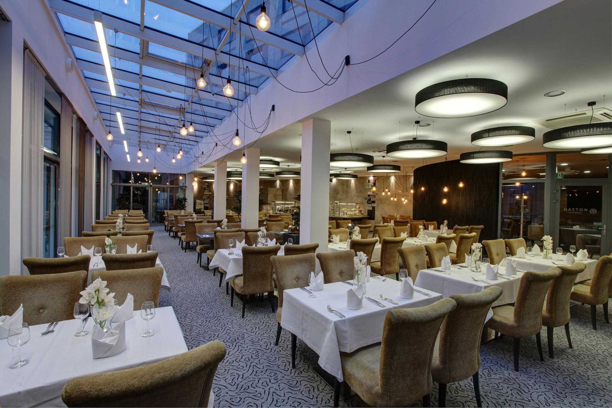 Haston City Hotel Βρότσλαβ Εξωτερικό φωτογραφία