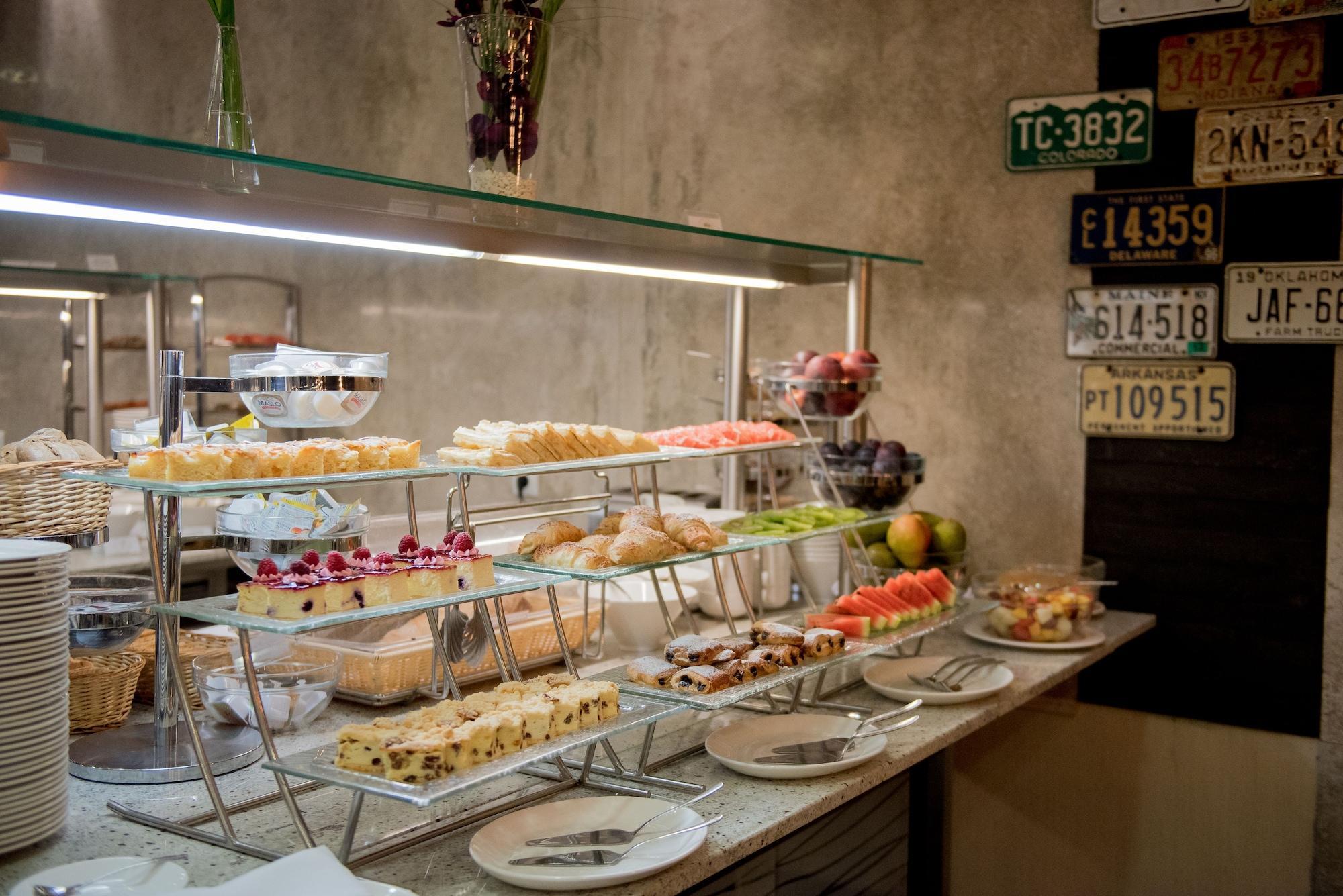 Haston City Hotel Βρότσλαβ Εξωτερικό φωτογραφία
