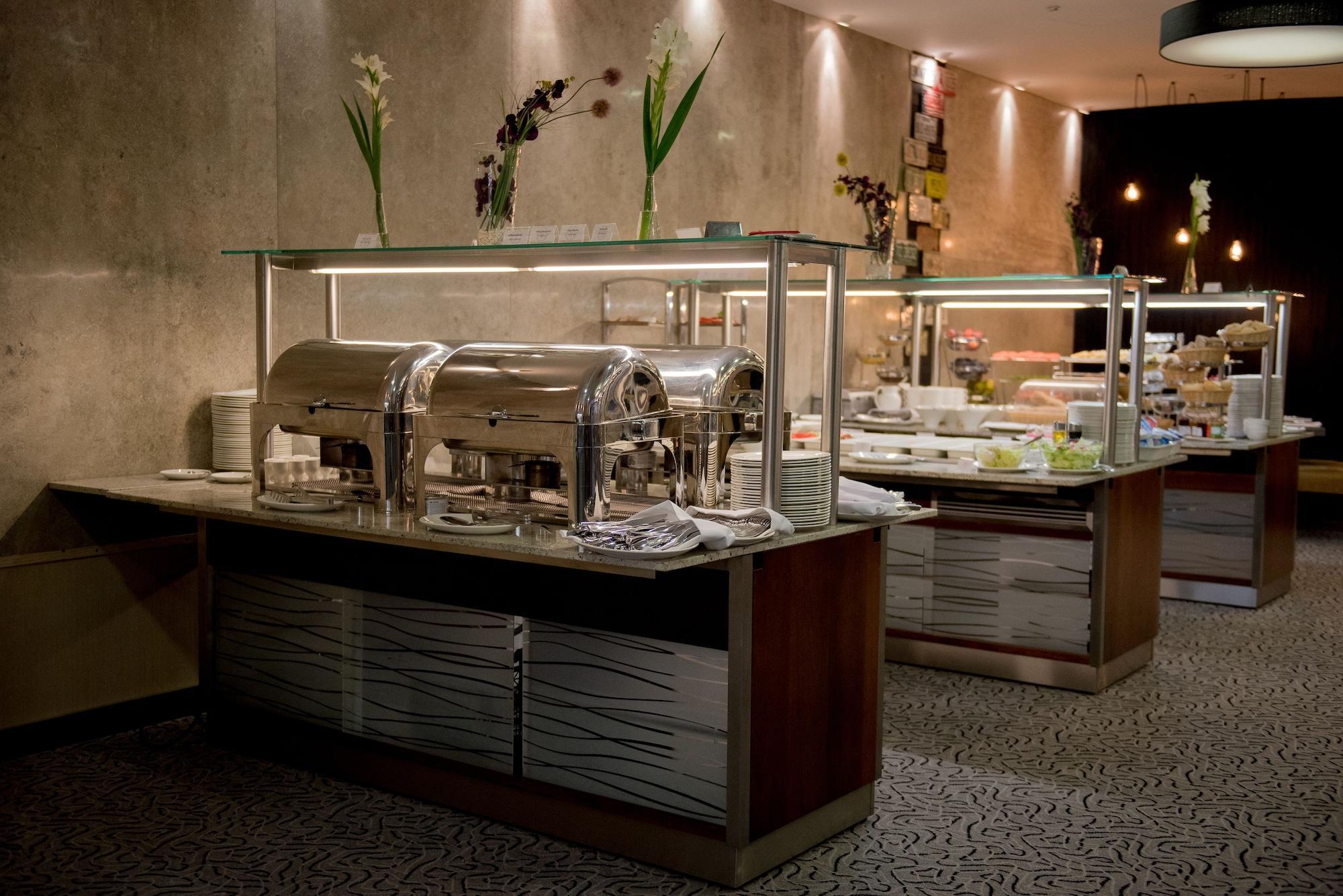 Haston City Hotel Βρότσλαβ Εξωτερικό φωτογραφία