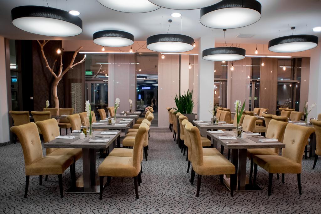 Haston City Hotel Βρότσλαβ Εξωτερικό φωτογραφία