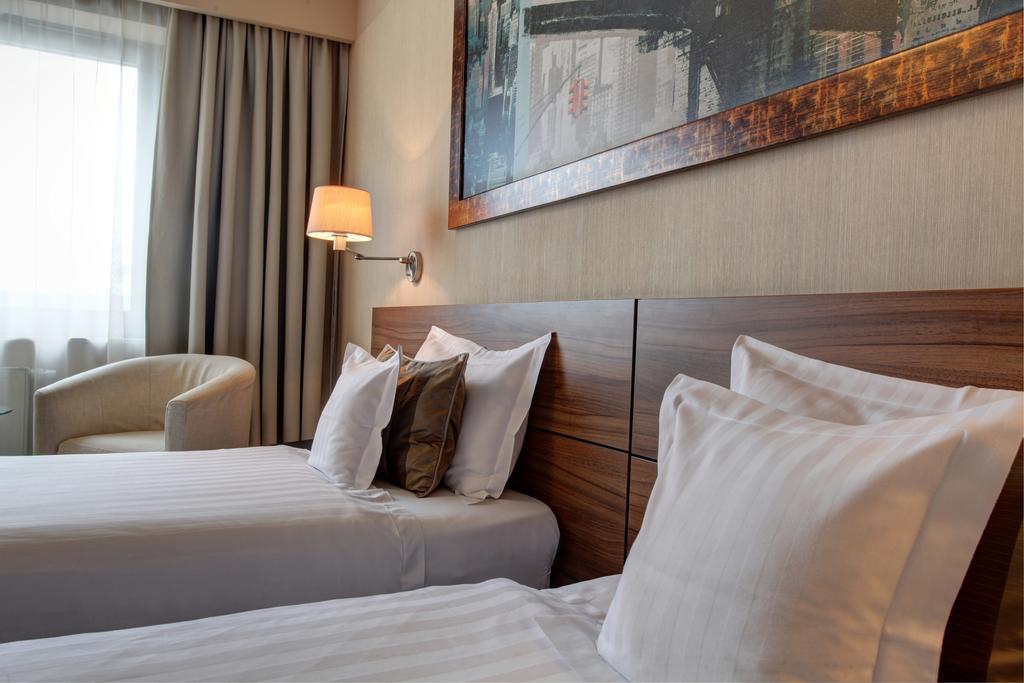 Haston City Hotel Βρότσλαβ Εξωτερικό φωτογραφία